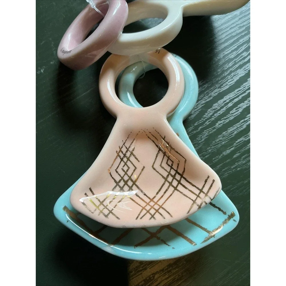 MCM Set‎ of 4 Nesting Ceramic Diamond Ring Measuring Spoons Baking